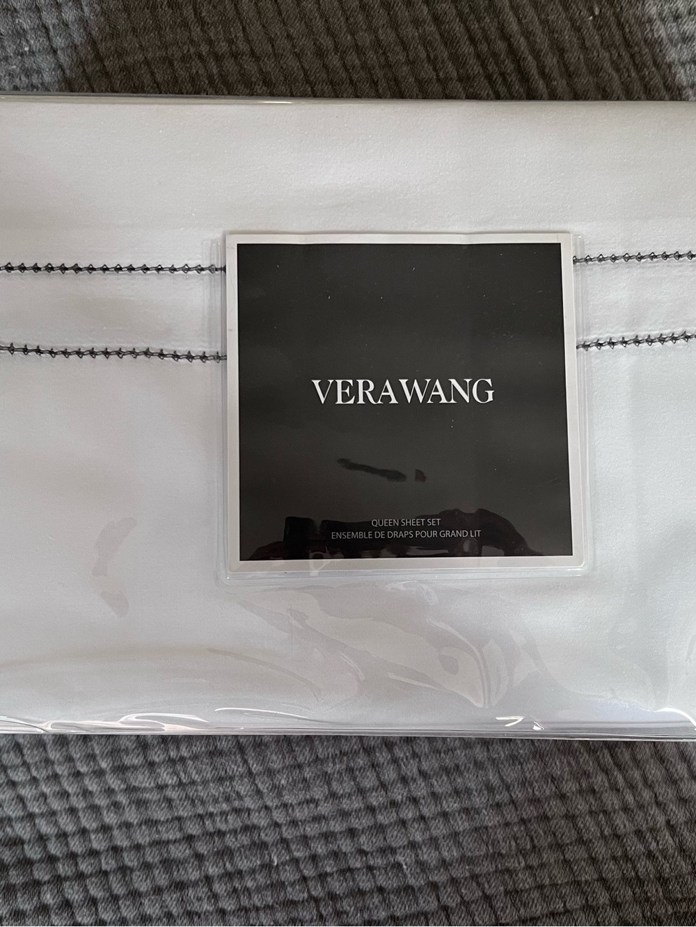 Vera Wang 100% Cotton White Queen Sheet Set with Dark Grey Stitching